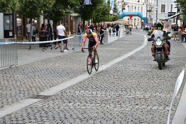 也要重视团 也要重视团